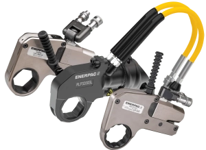 Hydraulic torque wrenches