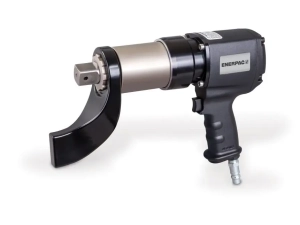Pneumatic torque wrenches